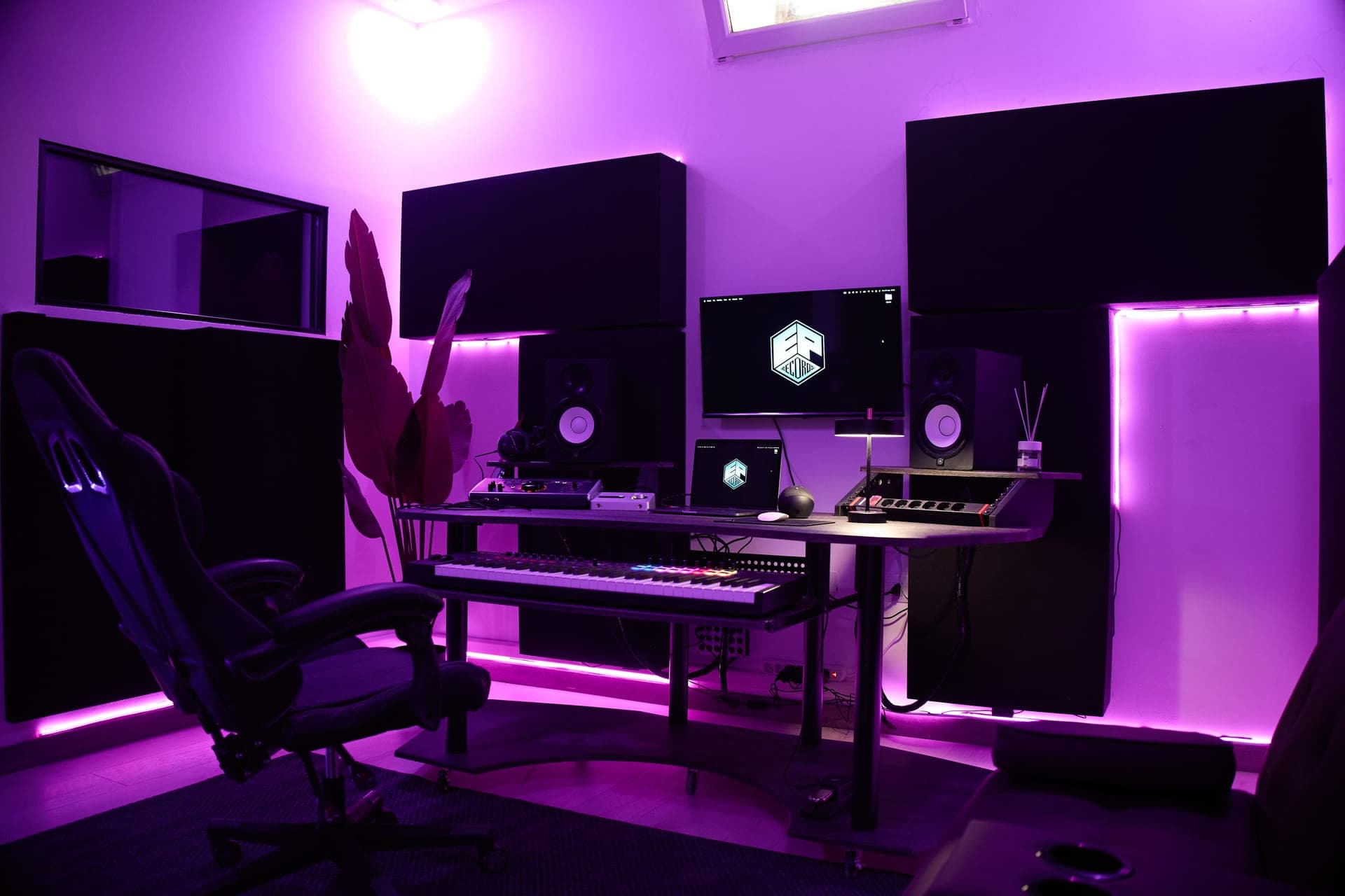 Studio 2